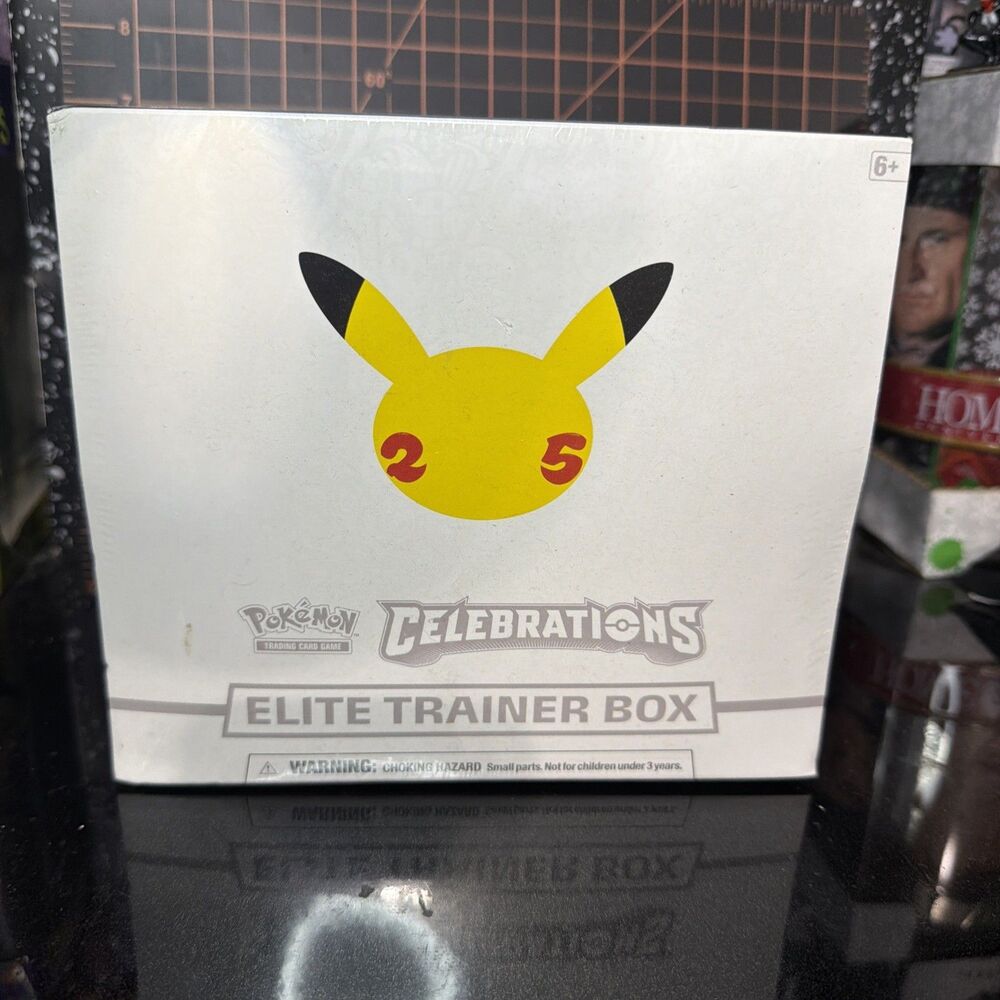 Pokémon TCG Celebrations Elite Trainer Box English Pokémon 25th Anniversary